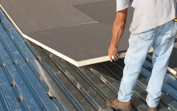 benefits of insulating Woodmansgreen flat roofing